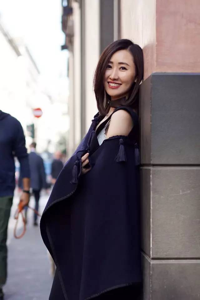 整牙戴的粉色的牙套,整牙给人带来的变化