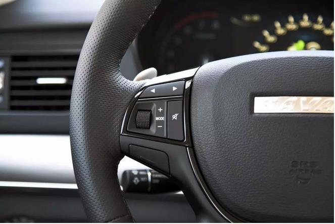 3位H8老车主试驾完新H8后，集体给了一个你意想不到的答案