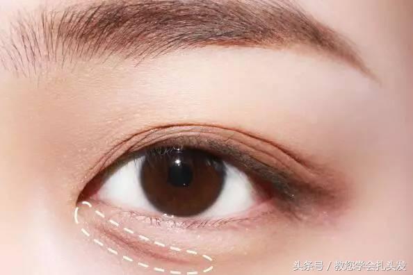 半花苞发型披肩发,想做女神要从头开始