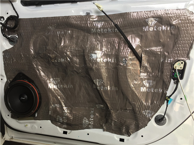 雪佛兰科鲁兹汽车音响改装家用,雪佛兰科鲁兹09顶配全车喇叭升级
