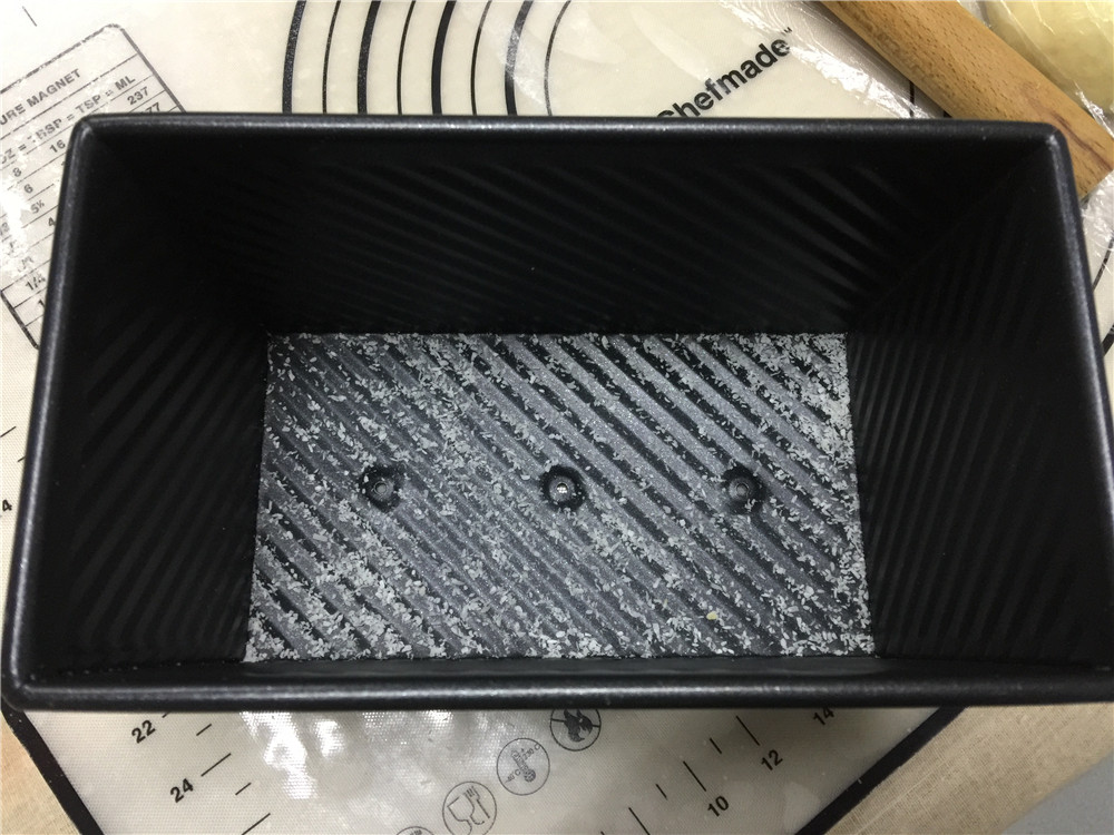 现烤松软的吐司奶香味十足,怎样制作柔软拉丝的吐司