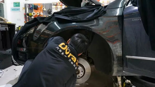 本田雅阁和大众迈腾哪个隔音好,四门隔音迈腾