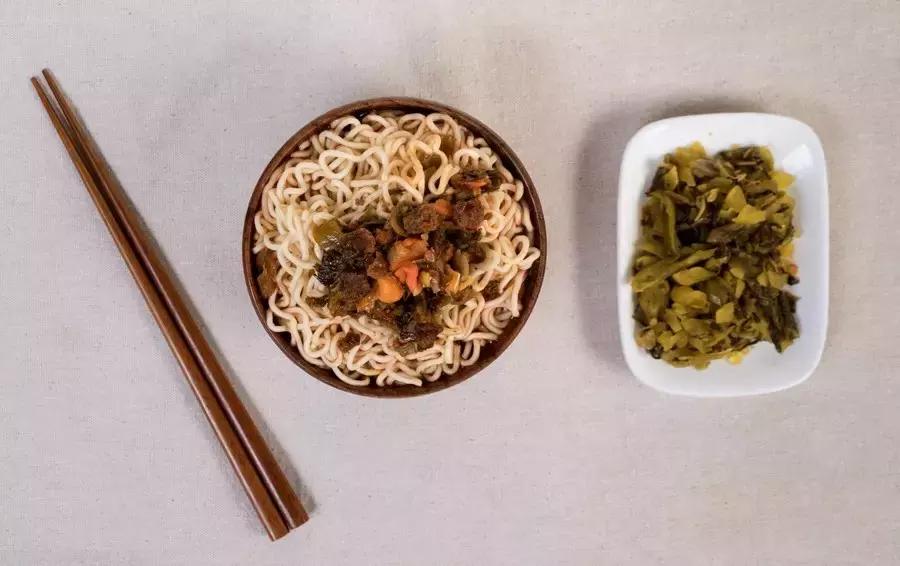 这两个网红，把我搞得又酸又麻