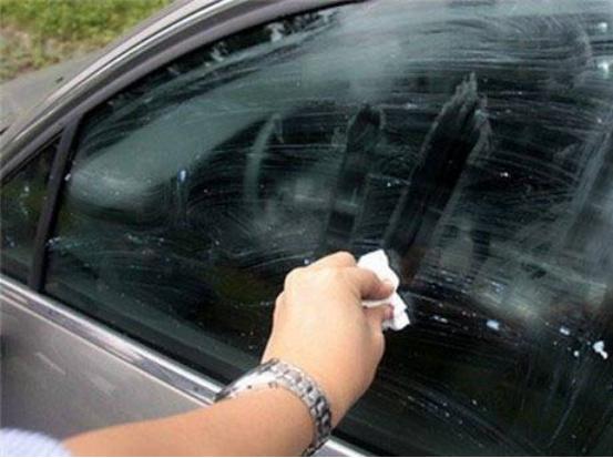 下雨天就爱捡肥皂，不是搞基就是老司机