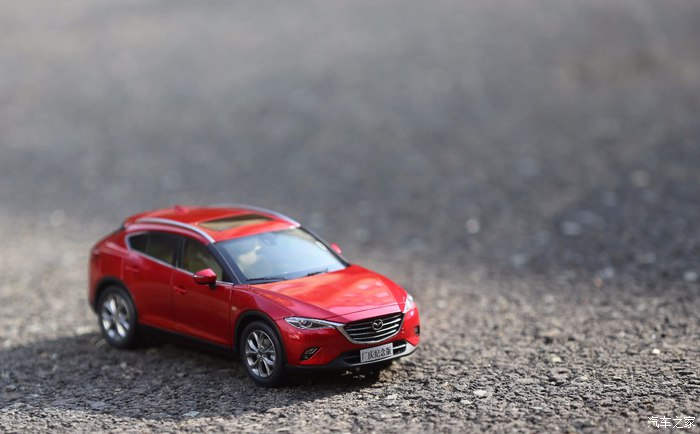 新款马自达cx-4车模型,马自达cx-4后备箱细节图