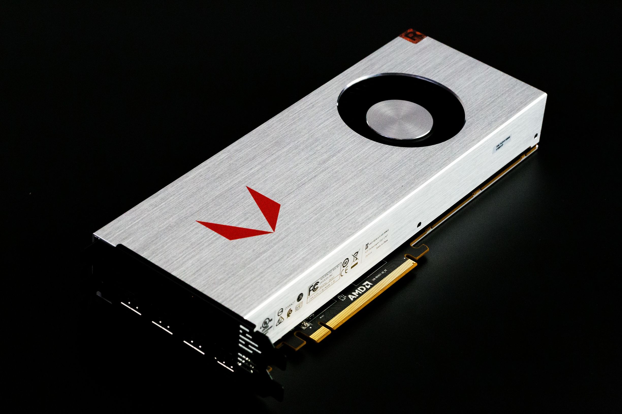 radeonvega10显卡怎么样,radeonvega11graphics显卡怎么样