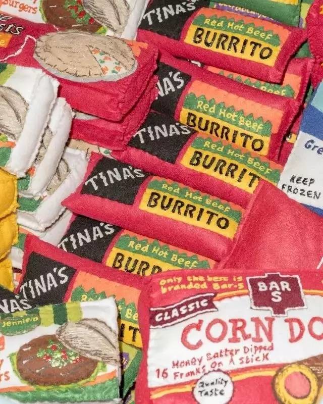 这家店9000件商品全是假货，人们却争相购买