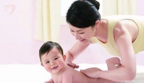 宝宝炎症反复发烧怎么用药,宝宝支气管炎引起反复发烧中医