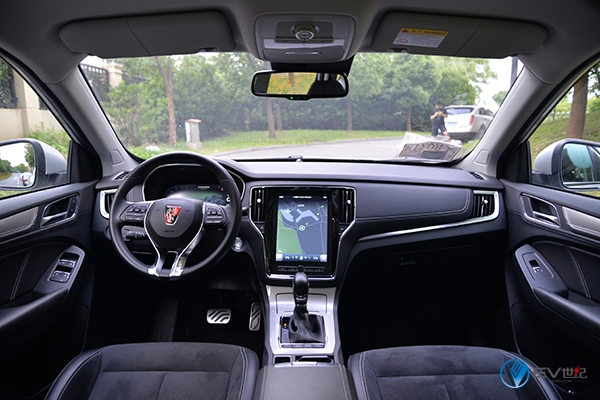 上汽荣威erx5油电混动suv动力,上汽第三代荣威erx5油电混动suv