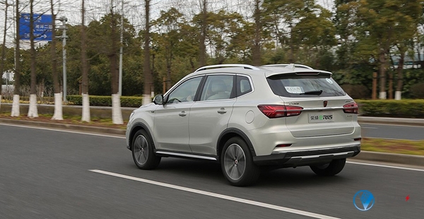 上汽荣威erx5油电混动suv动力,上汽第三代荣威erx5油电混动suv