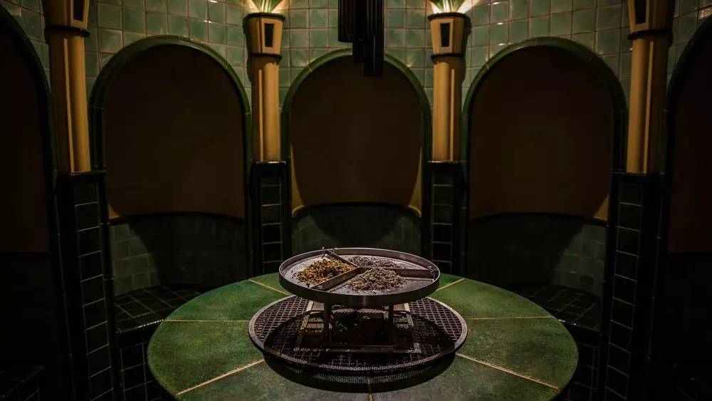 鐟炲+璐靛闈㈤儴spa,榛戠环甯pa鐟炲+