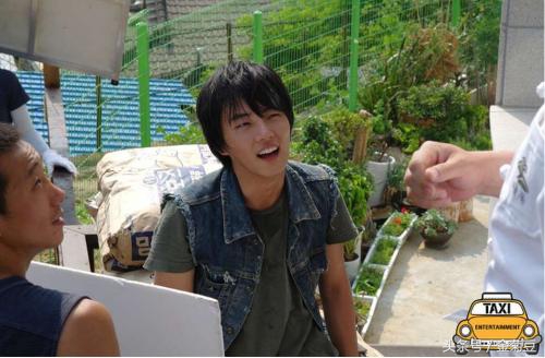 面包大王金卓求父子生父相认,面包大王金卓求国语版免费观看