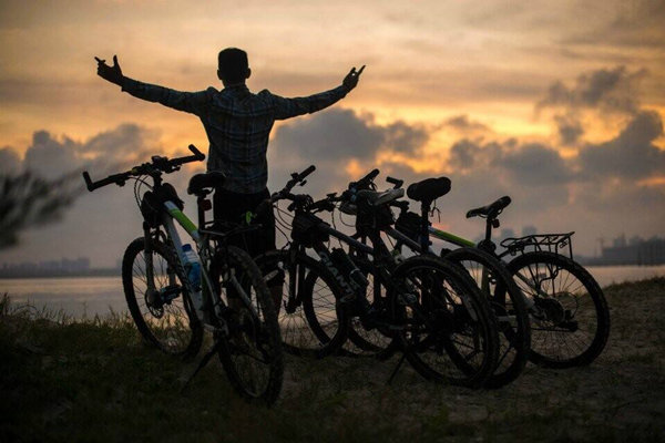 不专业也有不专业的办法,不专业但是很专心