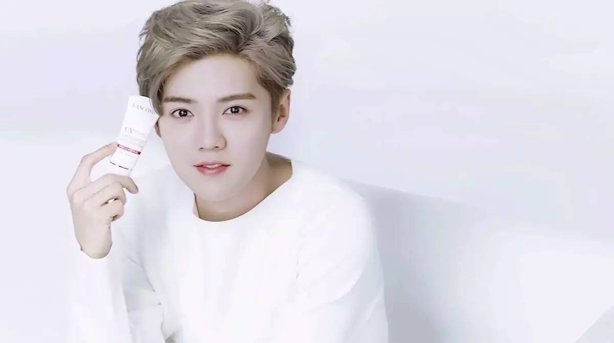 小鹿心机美颜，闪耀粉嫩夏天