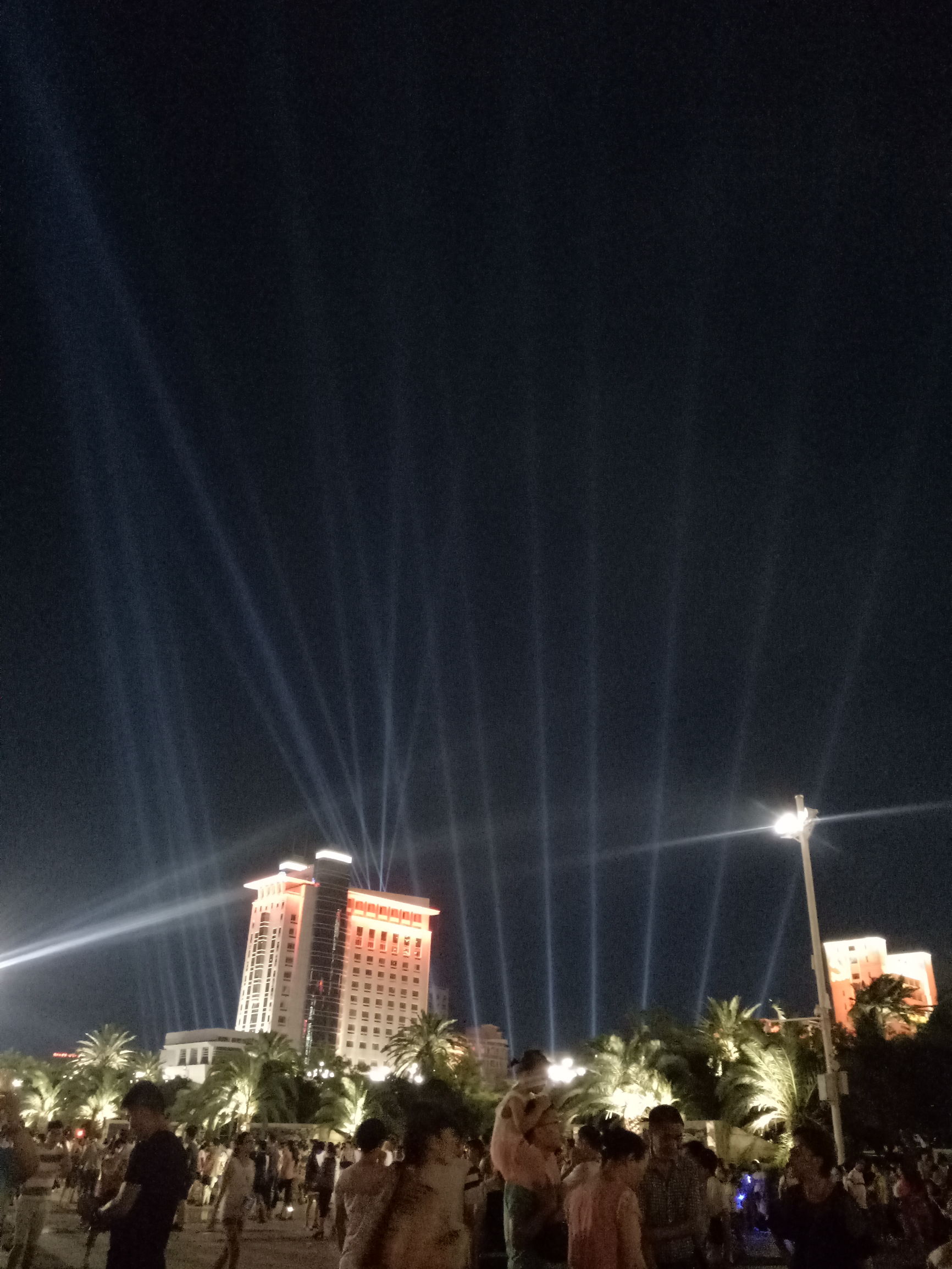 南昌八一广场改造花了多少钱,南昌市八一广场改造工程