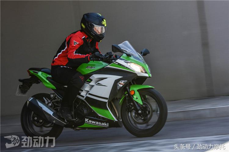 川崎650ninja车主唯美视频,川崎车主怎么看ninja400