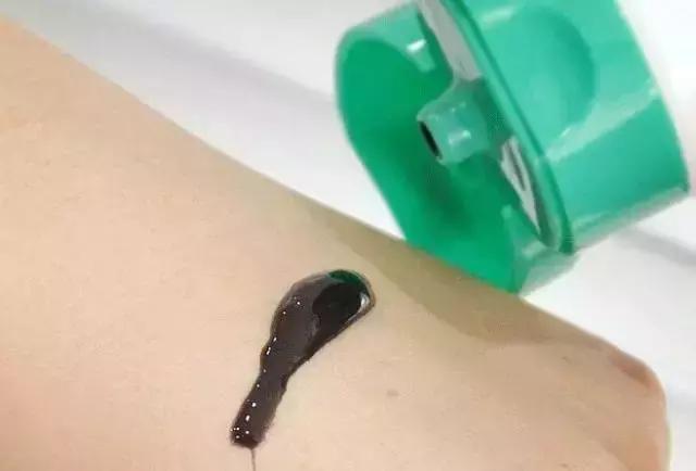 去黑头小妙招你的黑头有救了,别挤了教你去黑头的正确方法