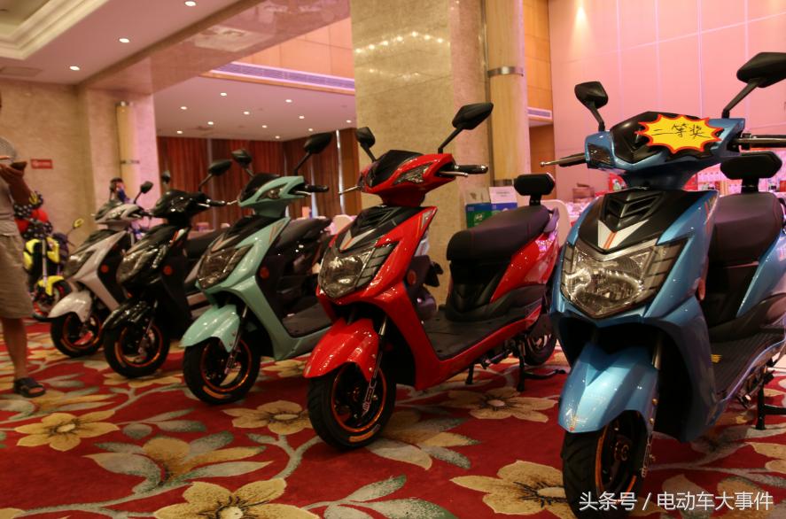 卖电动车怎么搞活动赚钱,卖电动车靠什么赚钱