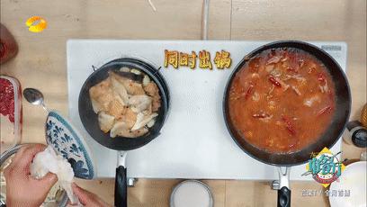 中餐厅张亮从楼梯摔倒完整版,中餐厅张亮摔倒