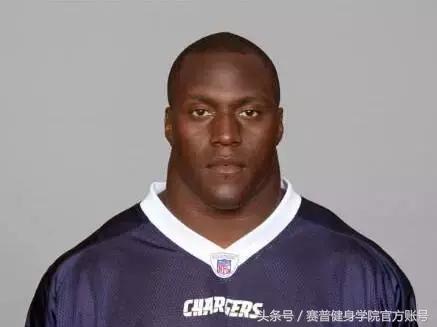 颈部肌肉训练下巴线条,颈部肌肉练粗