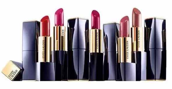 这些豆沙色口红,怎么涂都显白!