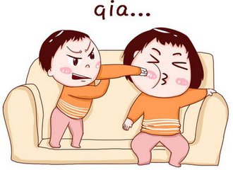 宝宝爱打人怎么办,2岁半宝宝为什么老爱打人
