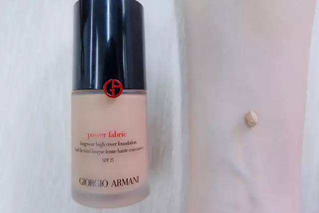 编辑部的选择|4款网红粉底测评,不去专柜也能挑到适合你的那个