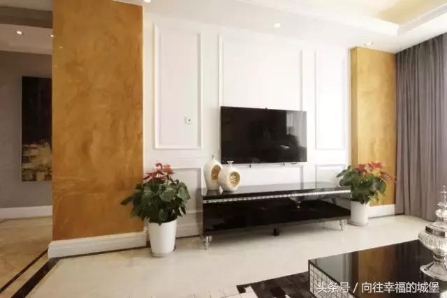 可以放在客厅的多功能储物柜,客厅收纳储物柜内部格局