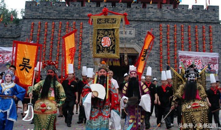 寰烽槼瑙勫垝鍥介檯鏂囧寲鍚嶅煄,寰烽槼鍥介檯鏂囧寲鍚嶅煄