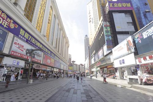 芦淞服饰产业破千亿,千亿产业集群雏形