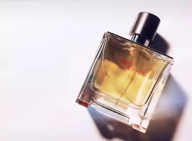 那尼?你最爱的香水,男人居然觉得是风油精?!
