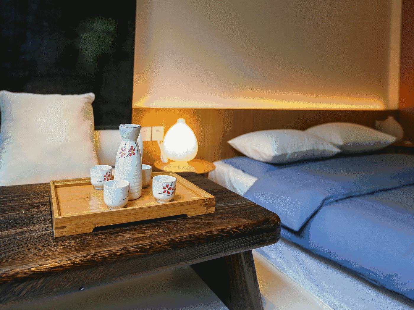 “麻麻，那是什么花？”“麻麻花呀！”