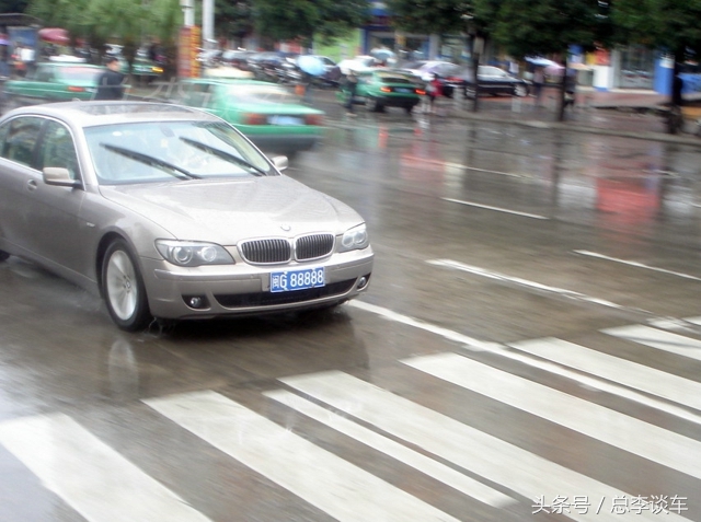 深圳第一辆车,深圳第一辆汽车