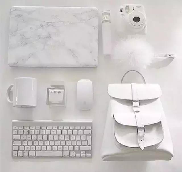 这款唐嫣同款的包包是什么牌子的,唐嫣杨幂同款包