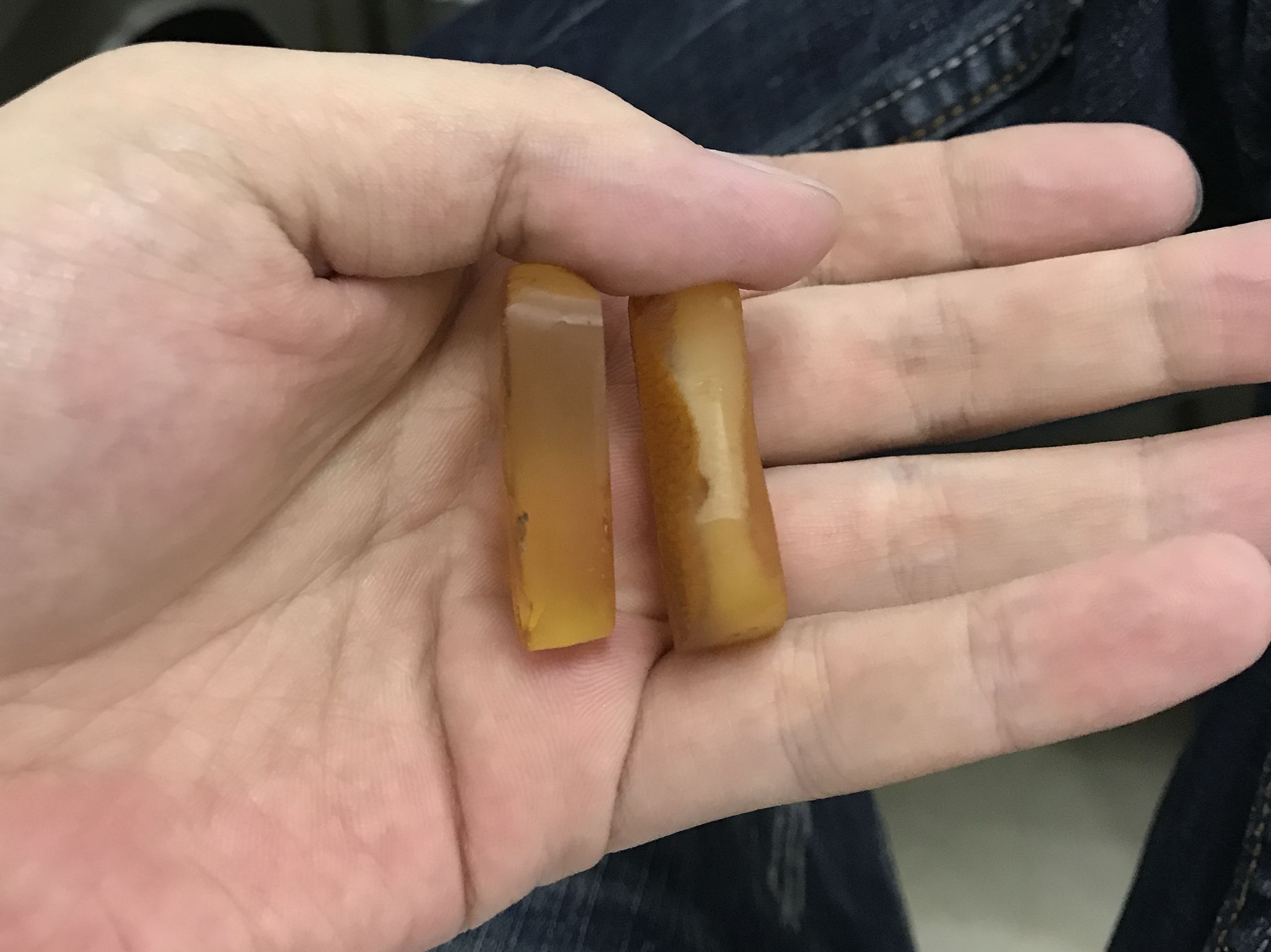 顽主-开一个小金珀做个无事牌小件分享一下抛光小窍门