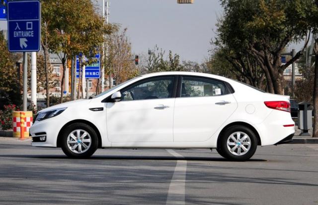 起亚k2测评二手车,起亚k2深度测评