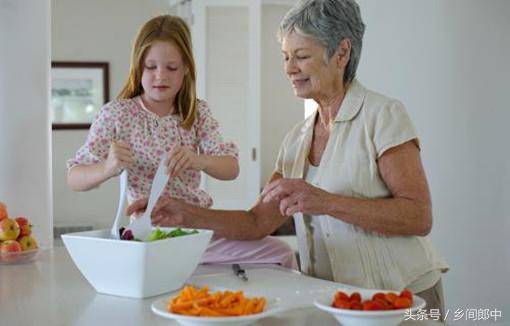人老牙齿也老,人老牙不行吃什么