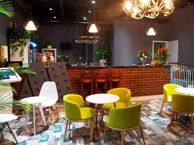 比战狼2更火爆电影,比战狼还好看的电影