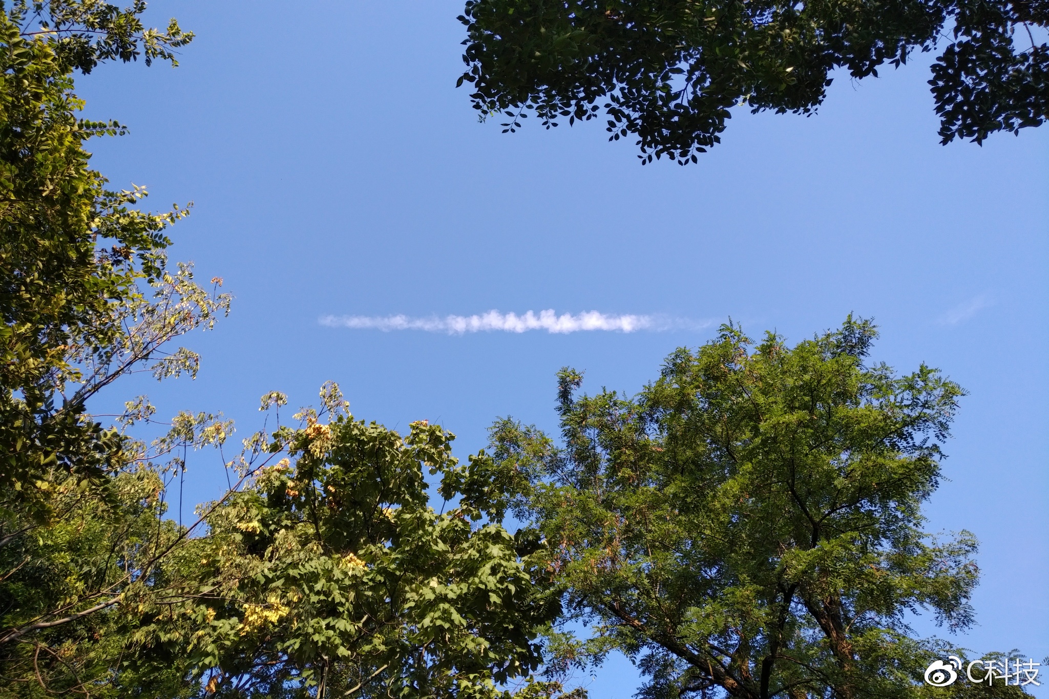 黑莓keyone国行版正式发布,全键盘真情怀黑莓keyone上手体验