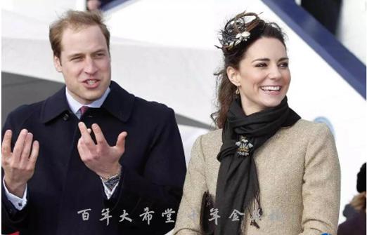 围巾围住头发,很冷围上围巾就不冷了