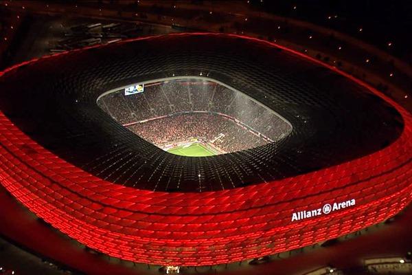 拜仁慕尼黑南部之星钢琴曲,天下足球德甲拜仁慕尼黑南部之星