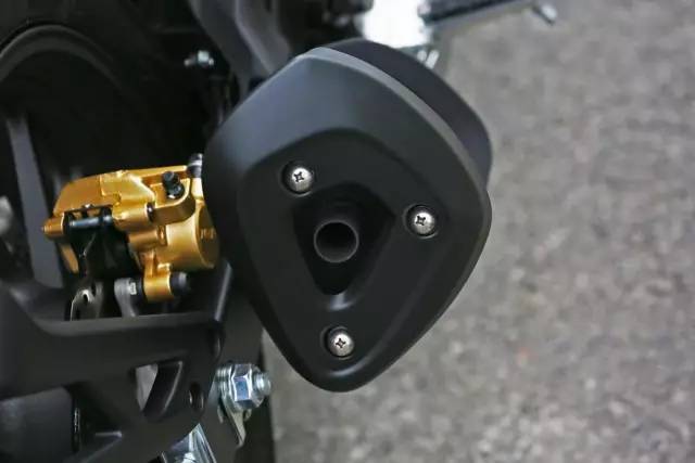 五羊本田猛鸷cb190x有时钟显示吗,猛鸷190对比新大洲本田cb190x