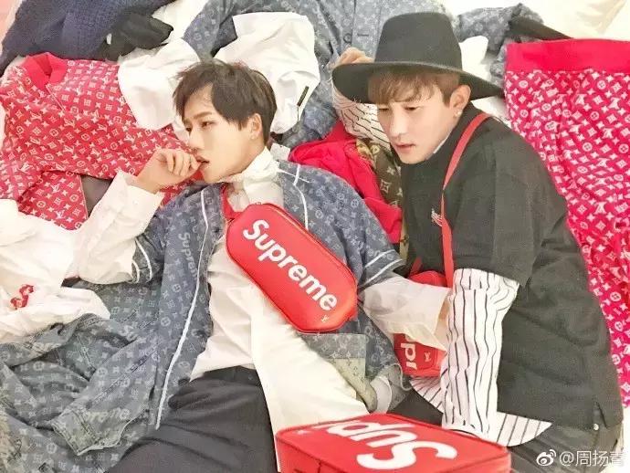 花100万买一台奔驰超跑,花100万买的劳斯莱斯