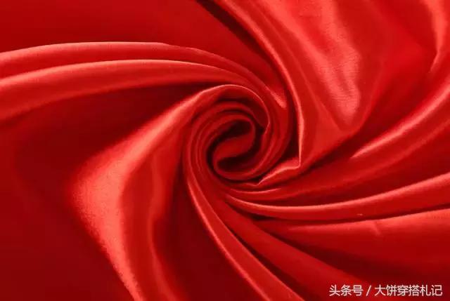 缎面睡衣风,质感女式睡衣中长款缎面