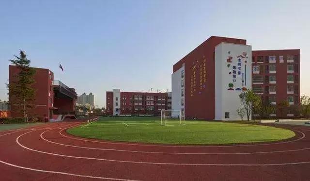 你知道某些民办学校的真正内幕吗,西安封闭式学校曝光