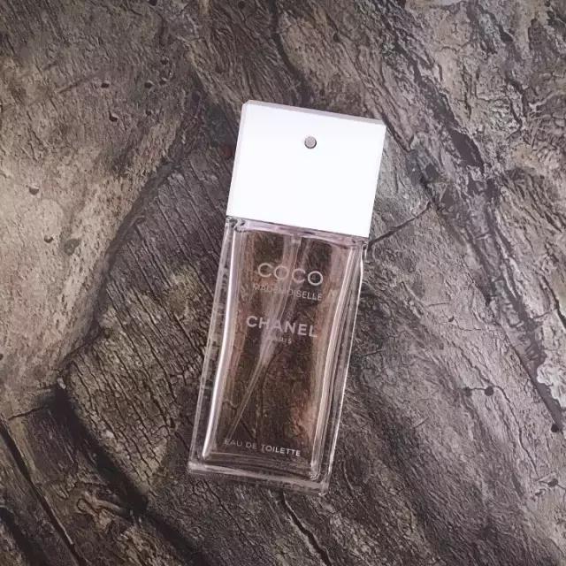 那尼?你最爱的香水,男人居然觉得是风油精?!