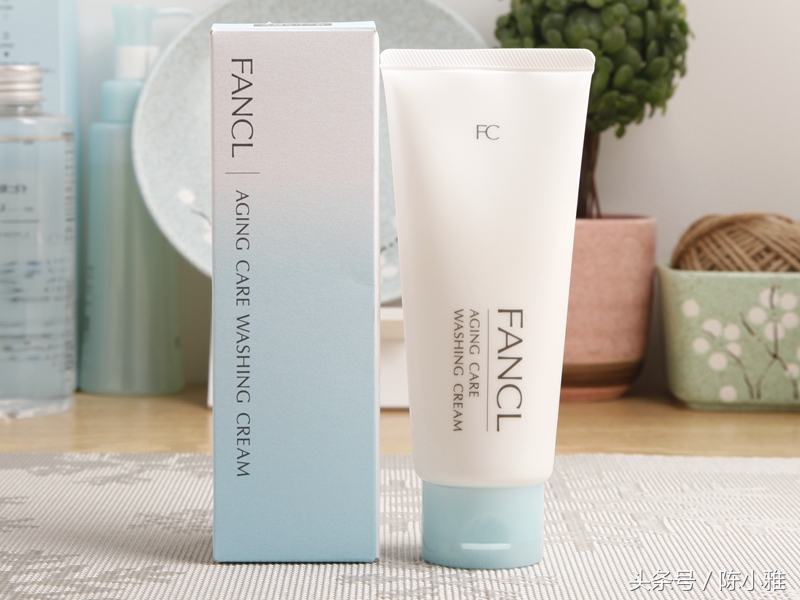 皂基和氨基酸洗面奶的成分区别 (皂基和氨基酸洗面奶的作用)