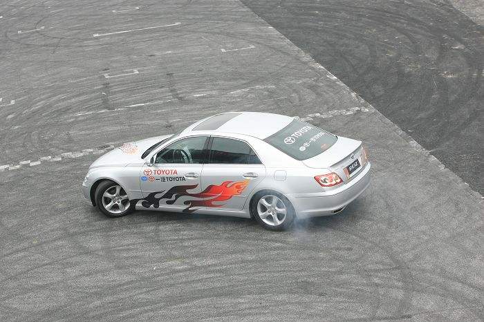 锐志停产靠谱吗,停产的丰田锐志为何保值率如此高