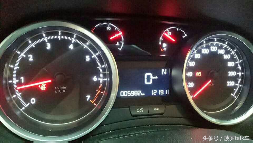 15款标致4081.2t油耗高什么原因,标致4081.2t火花塞多少公里更换