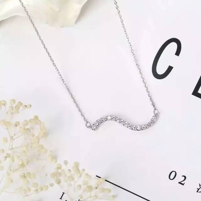 强烈推荐几款卖的超好锁骨链,今年最流行的锁骨链